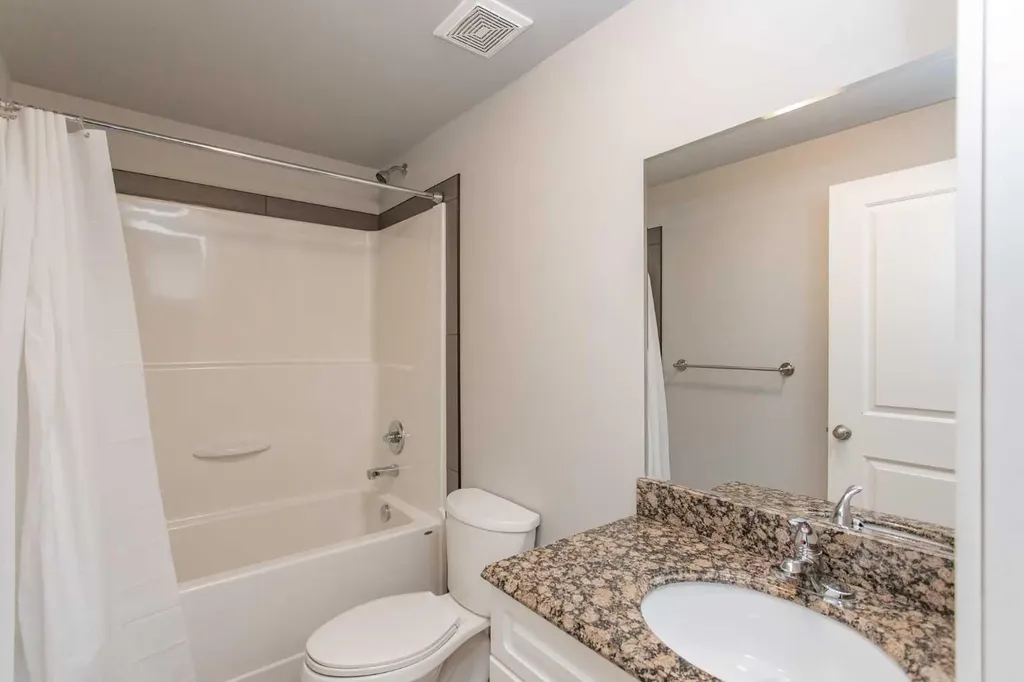 49 Sheep Close Lacombe AB T4L 0J1