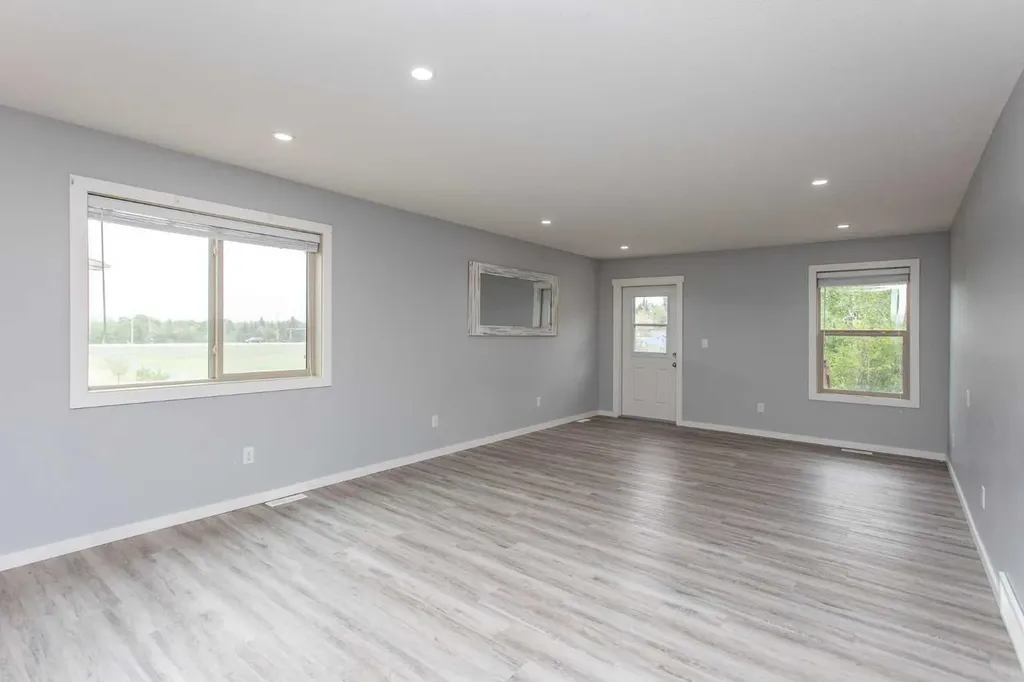 49 Sheep Close Lacombe AB T4L 0J1