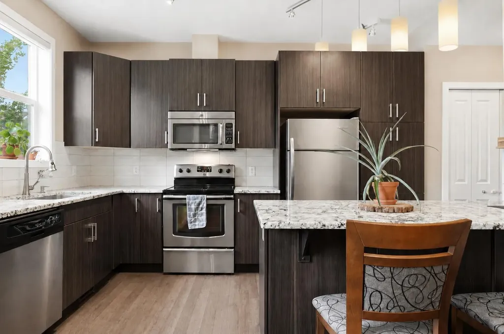 10 Auburn Bay Avenue SE Calgary AB T3M 0P6