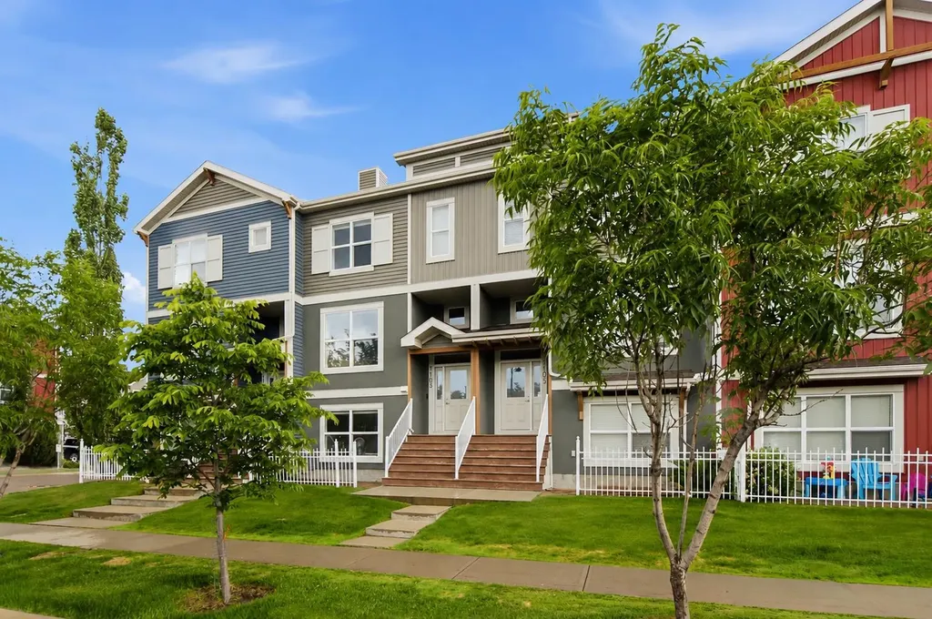 10 Auburn Bay Avenue SE Calgary AB T3M 0P6