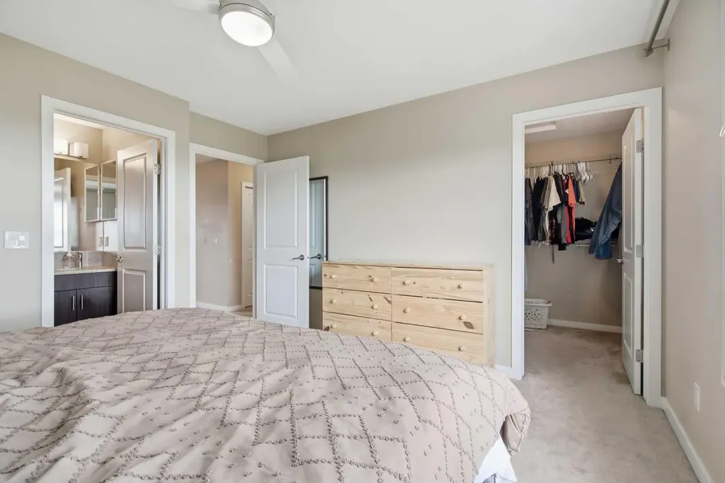 10 Auburn Bay Avenue SE Calgary AB T3M 0P6