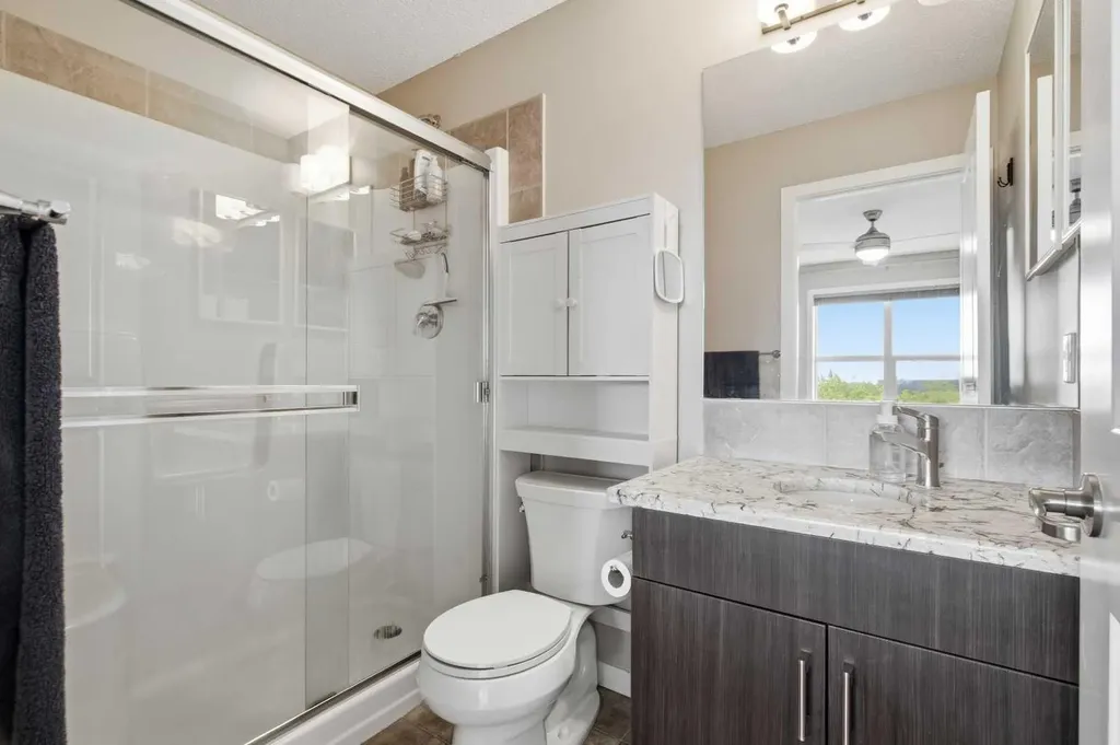 10 Auburn Bay Avenue SE Calgary AB T3M 0P6