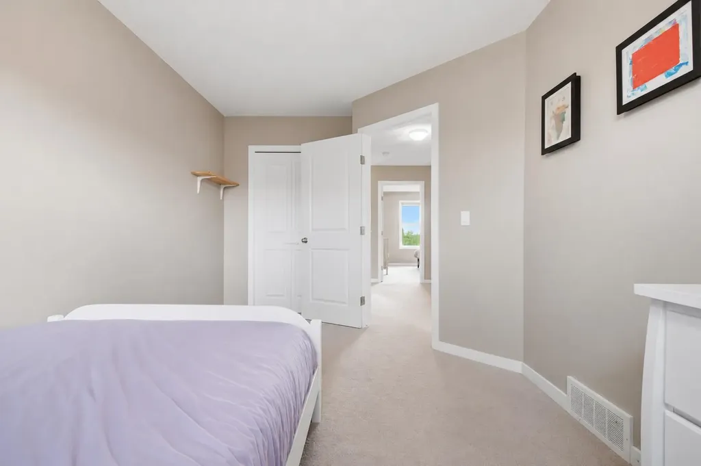 10 Auburn Bay Avenue SE Calgary AB T3M 0P6