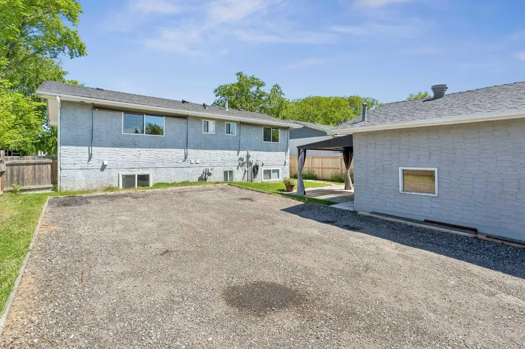 2411 51 Street NE Calgary AB T1Y 1C2