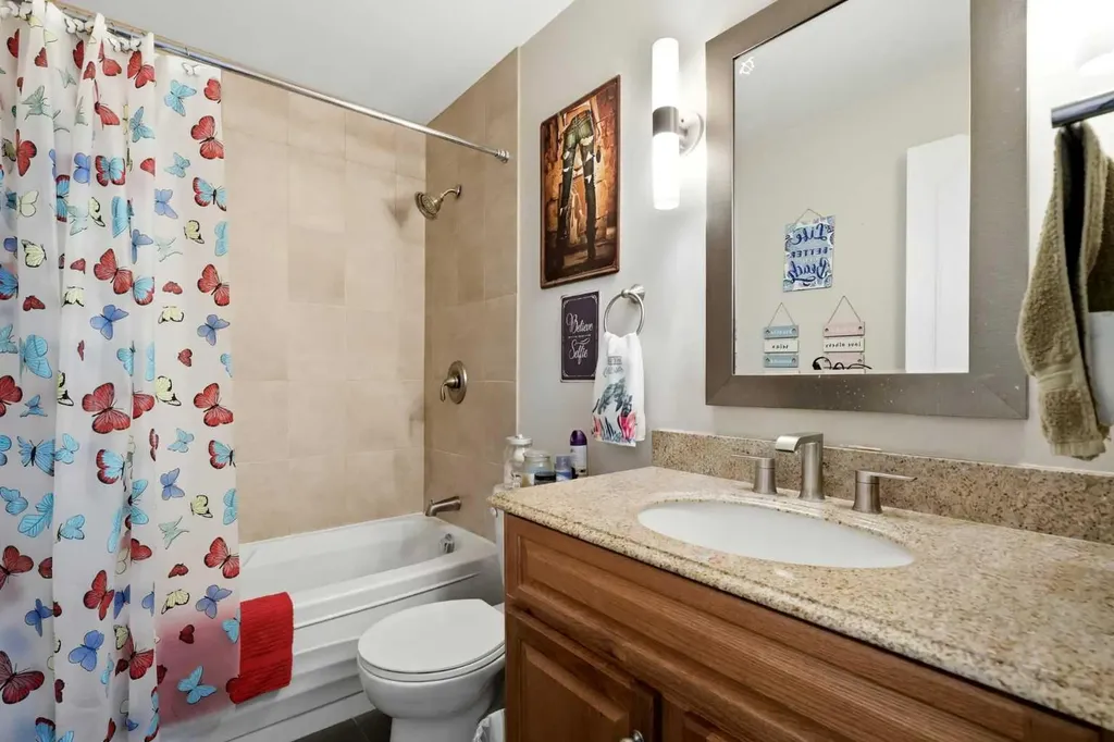 40 Mckerrell Close SE Calgary AB T2Z 1M7