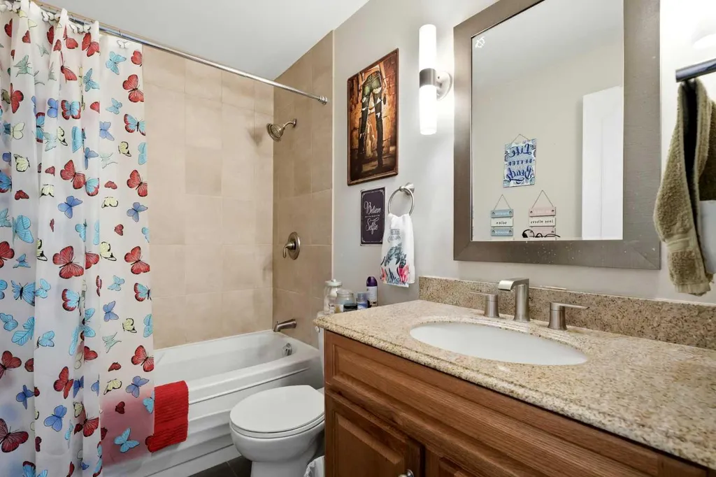 40 Mckerrell Close SE Calgary AB T2Z 1M7