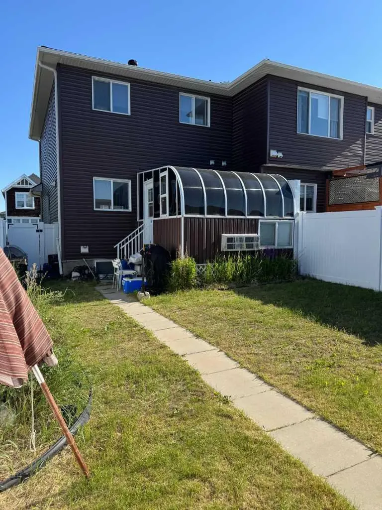 29 Redstone Common NE Calgary AB T3N 0K3