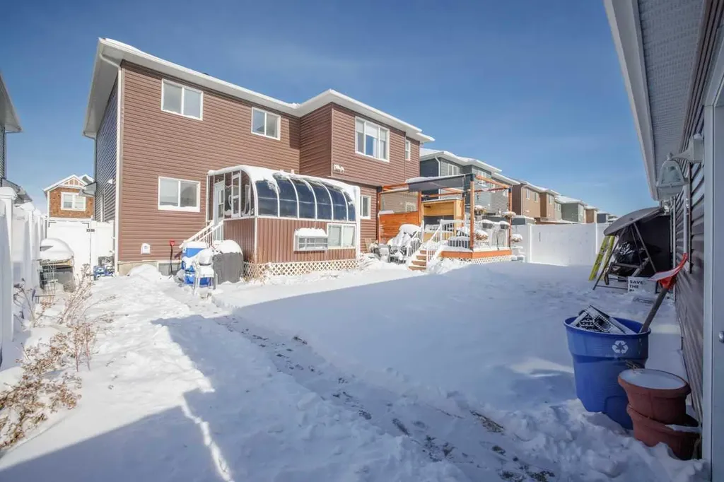 29 Redstone Common NE Calgary AB T3N 0K3