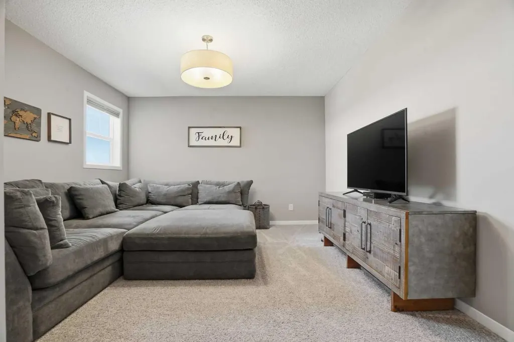 393 Masters Avenue SE Calgary AB T3M 2N7
