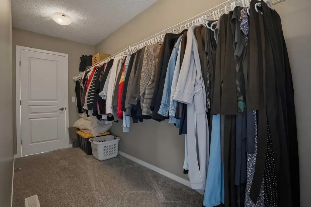 393 Masters Avenue SE Calgary AB T3M 2N7