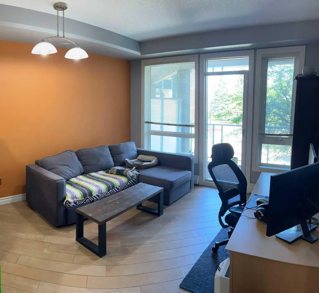 3111 34 Avenue NW Calgary AB T2L0Y2