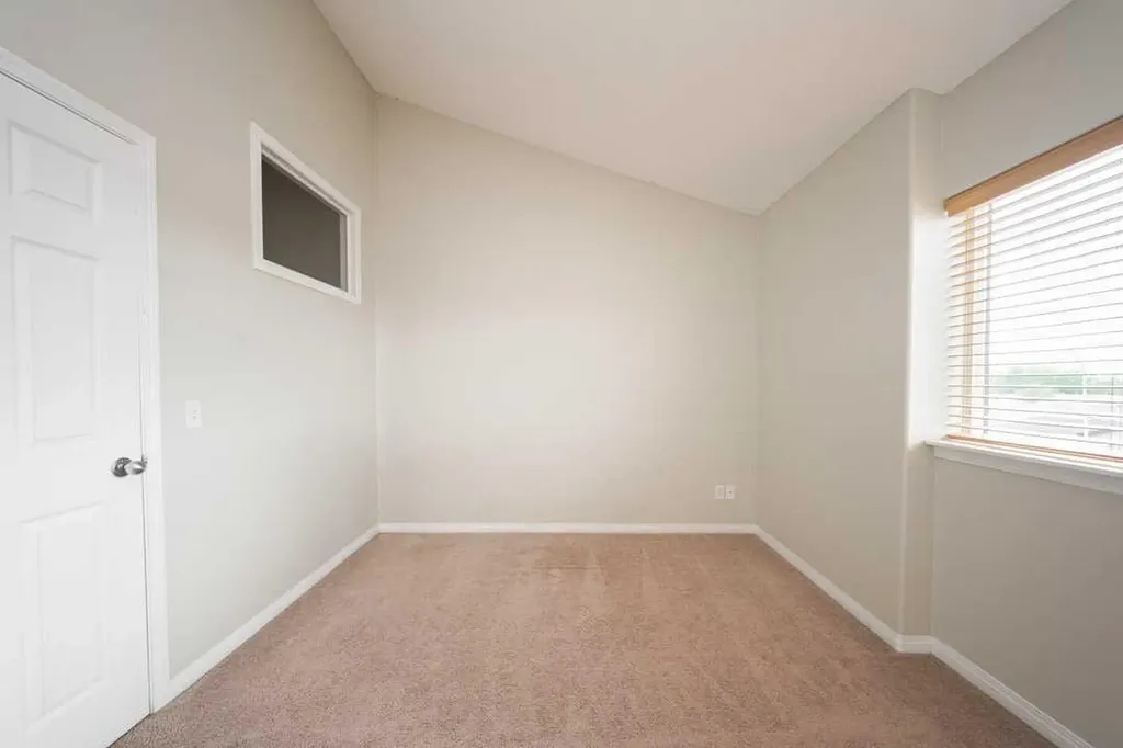 123 Arabian Drive Fort Mcmurray AB T9H5N9