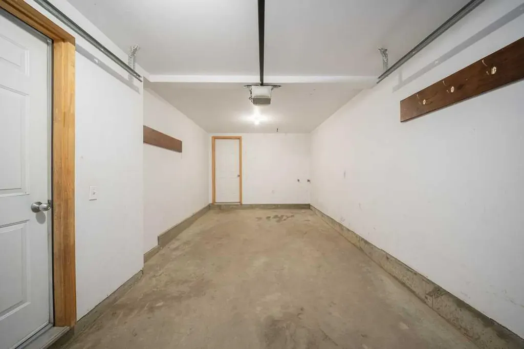 123 Arabian Drive Fort Mcmurray AB T9H5N9