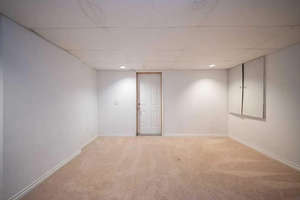 123 Arabian Drive Fort Mcmurray AB T9H5N9