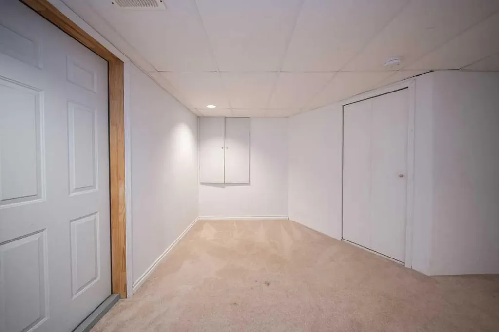 123 Arabian Drive Fort Mcmurray AB T9H5N9