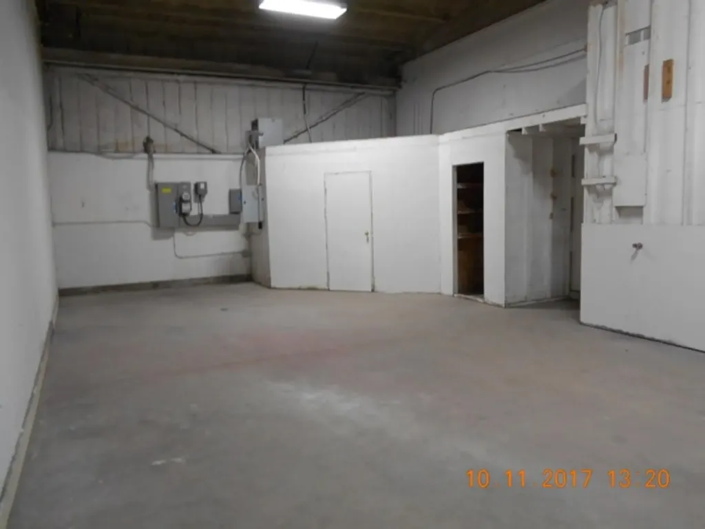 11037 92 Avenue Grande Prairie AB T8V 3J3