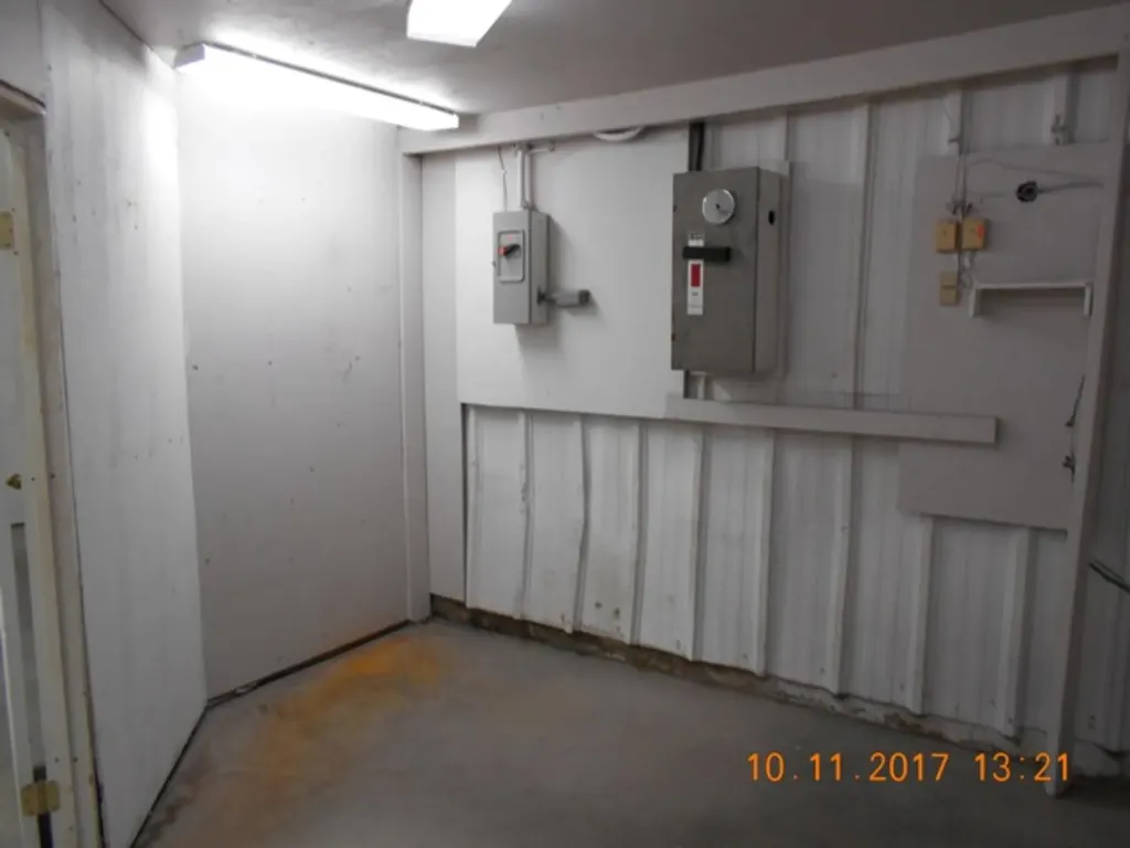 11037 92 Avenue Grande Prairie AB T8V 3J3