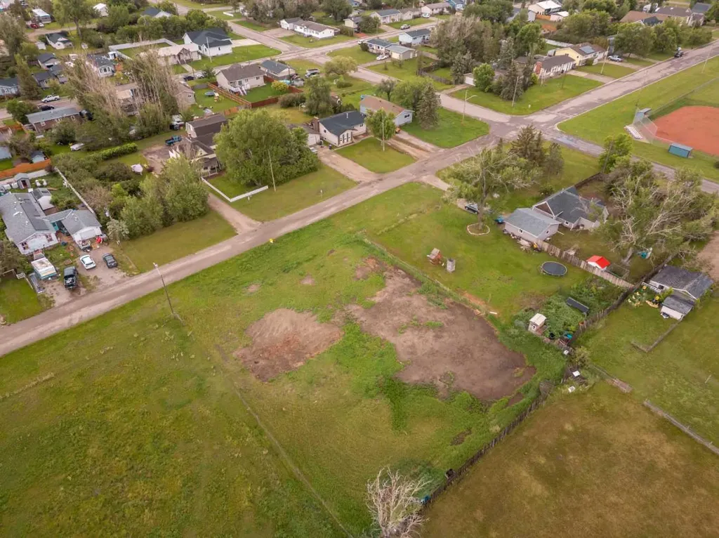225 5th Avenue Stirling AB T0K2E0