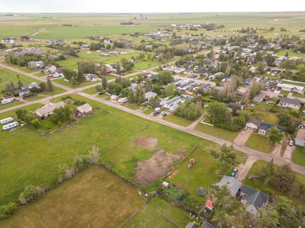 225 5th Avenue Stirling AB T0K2E0