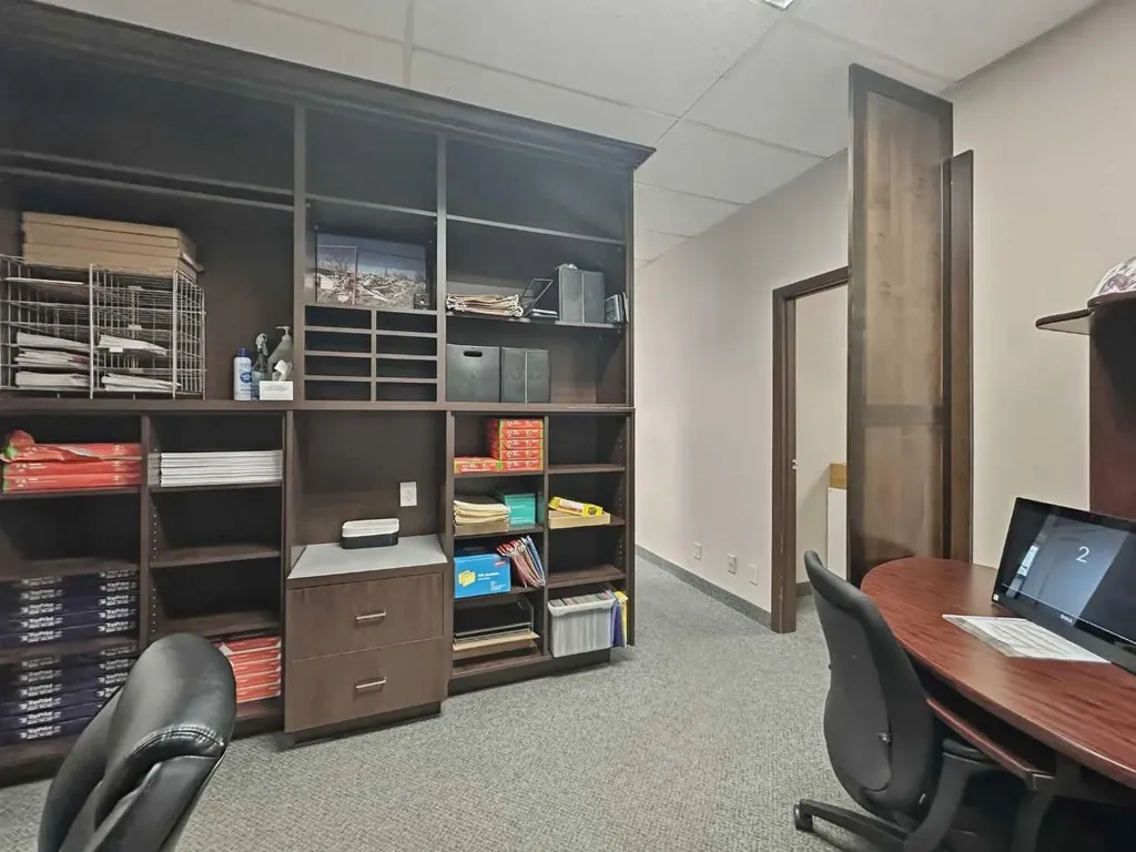 233 3 Avenue Strathmore AB T4A 0X8