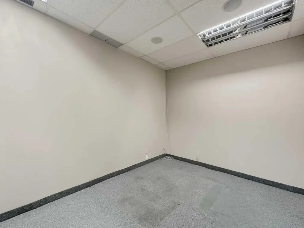 233 3 Avenue Strathmore AB T4A 0X8