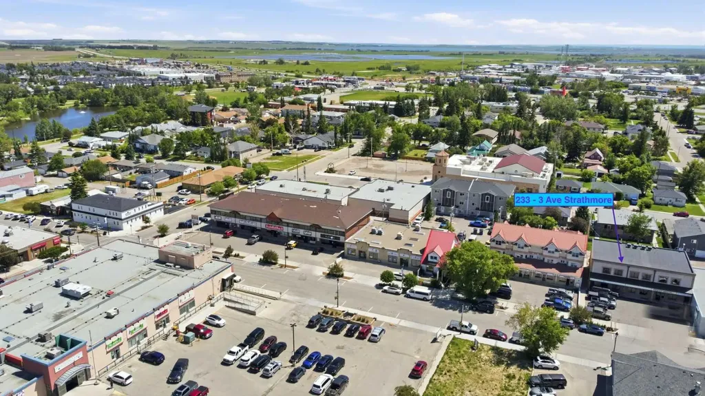 233 3 Avenue Strathmore AB T4A 0X8