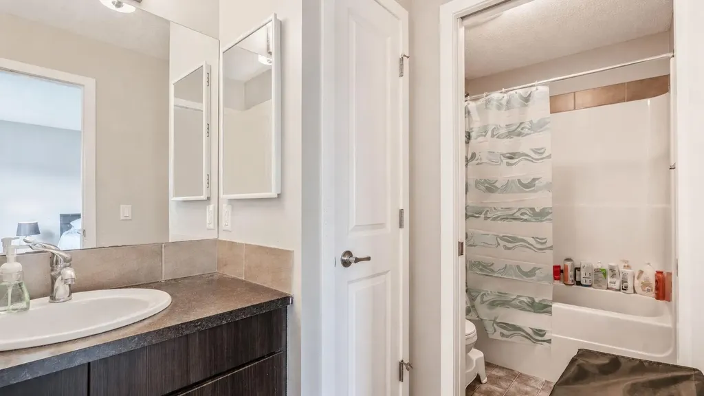 334 Chaparral Valley Drive SE Calgary AB T2X0P7
