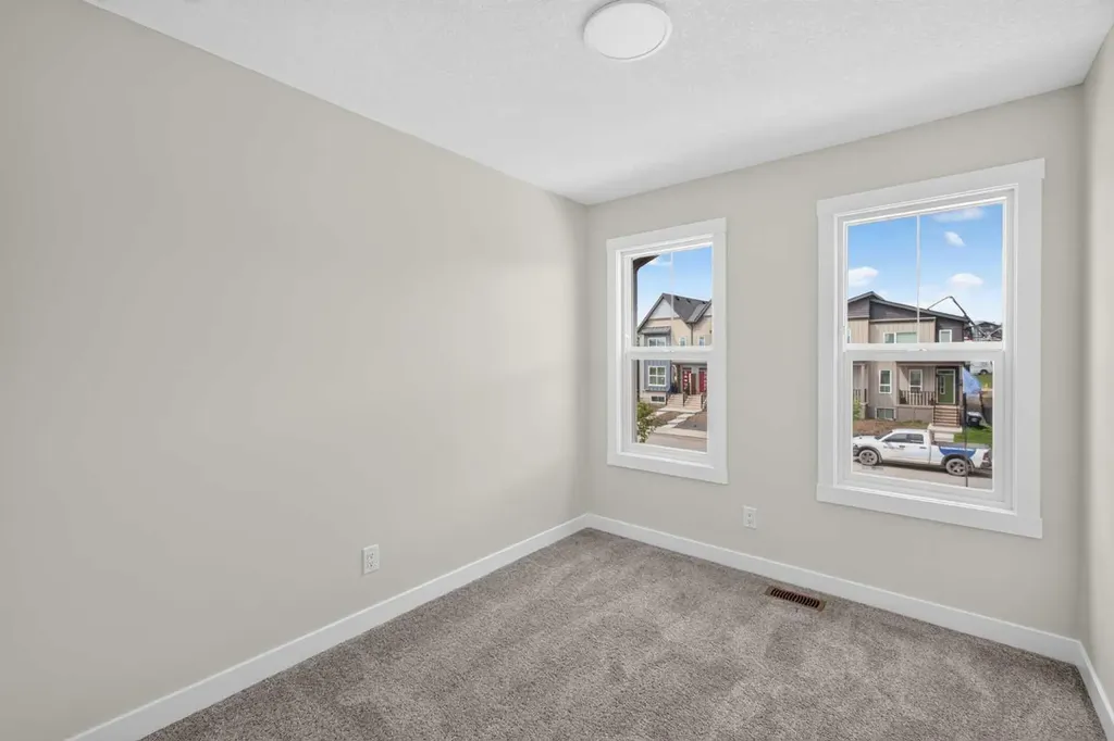 26 Starling Boulevard NW Calgary AB T3P 2V7