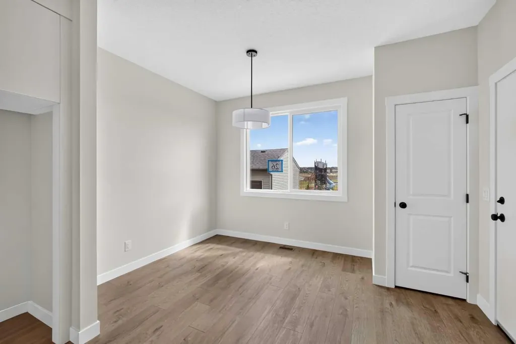 26 Starling Boulevard NW Calgary AB T3P 2V7