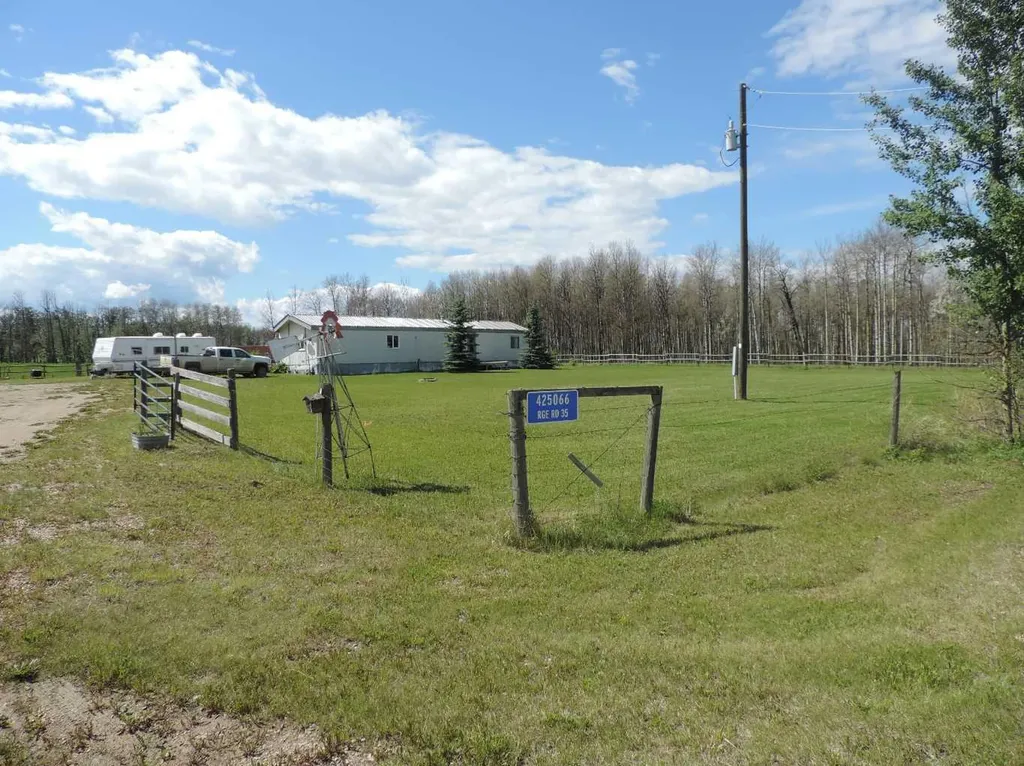 425066 Rr 35 Rimbey AB T0C 2J0