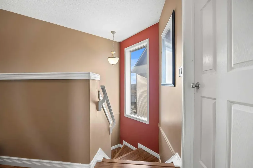 67 Evansmeade Crescent NW Calgary AB T3P 1B9