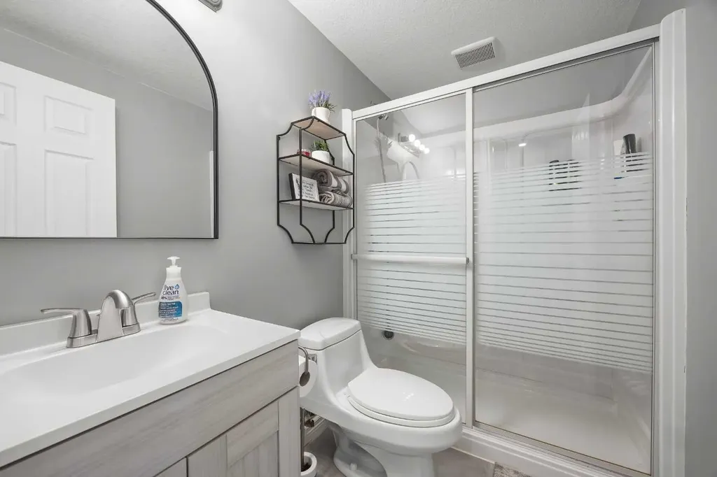 67 Evansmeade Crescent NW Calgary AB T3P 1B9