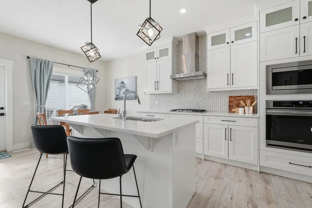 1376 Price Road Carstairs AB T0M 0N0