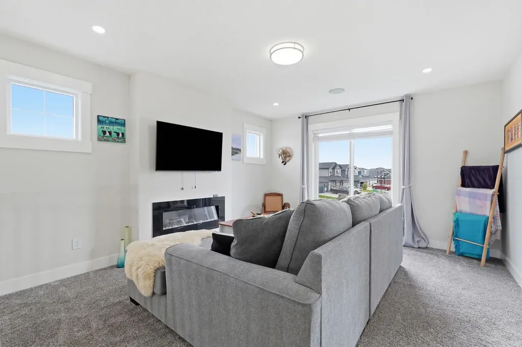 1376 Price Road Carstairs AB T0M 0N0