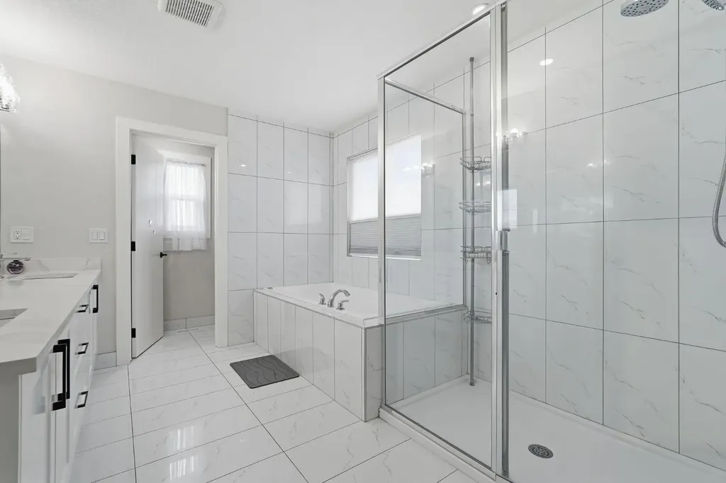 1376 Price Road Carstairs AB T0M 0N0