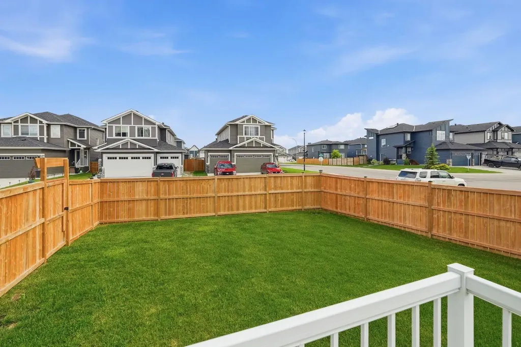 1376 Price Road Carstairs AB T0M 0N0