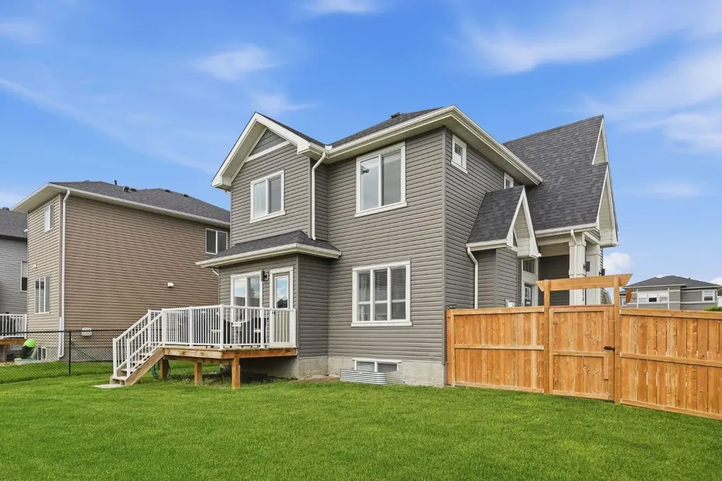 1376 Price Road Carstairs AB T0M 0N0