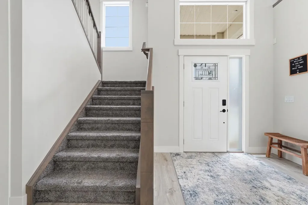 1376 Price Road Carstairs AB T0M 0N0