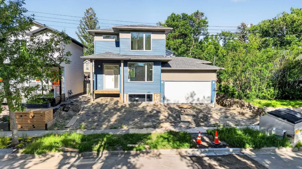925 7 Street S Lethbridge AB T1J 2H9