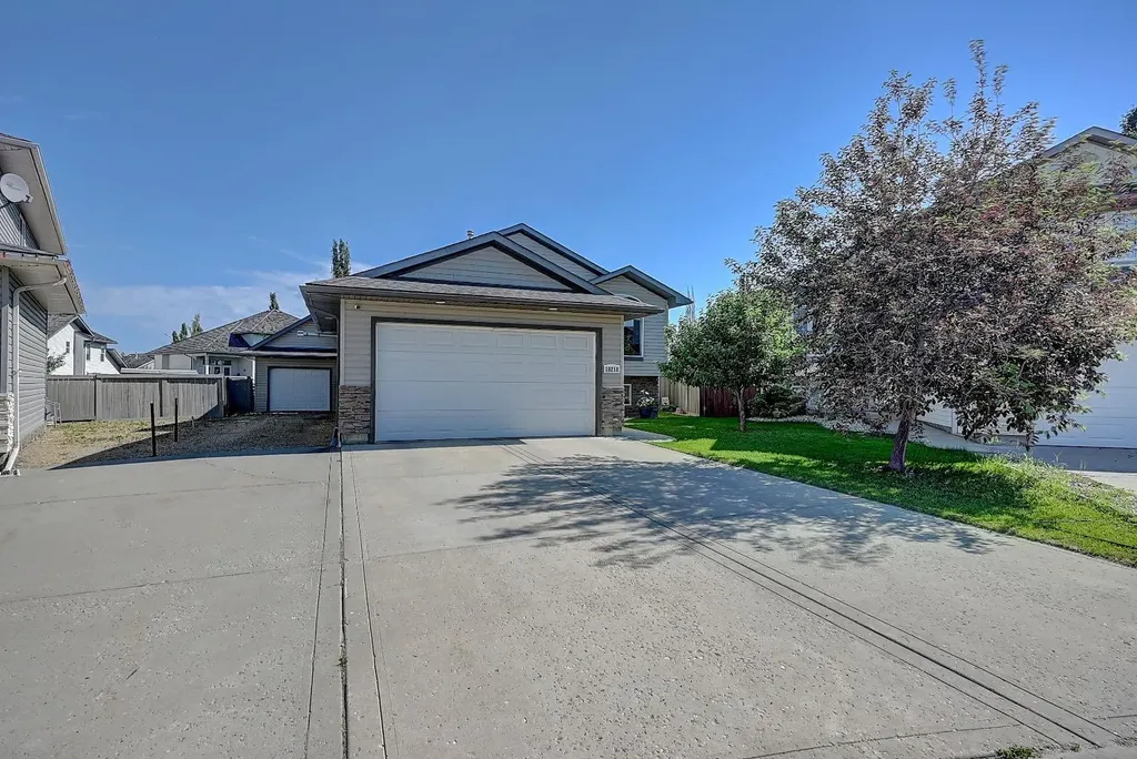 10218 72 Avenue Grande Prairie AB T8W 2Y2