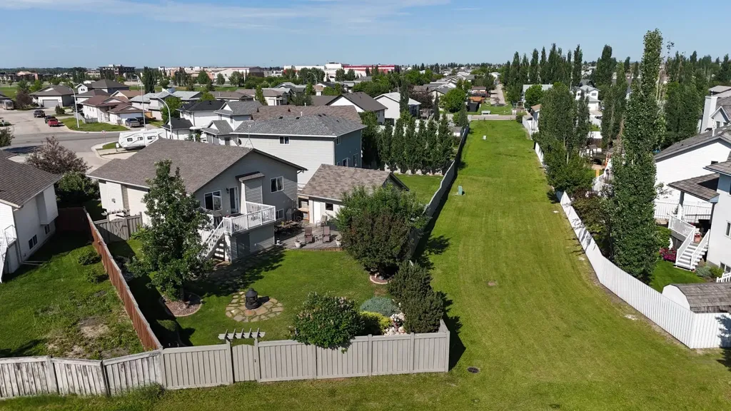10218 72 Avenue Grande Prairie AB T8W 2Y2