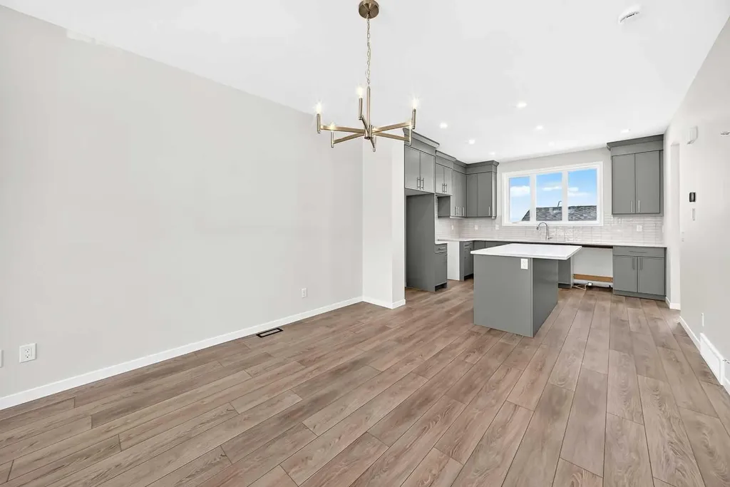 87 Bluerock Terrace SW Calgary AB T2Y 0Y3