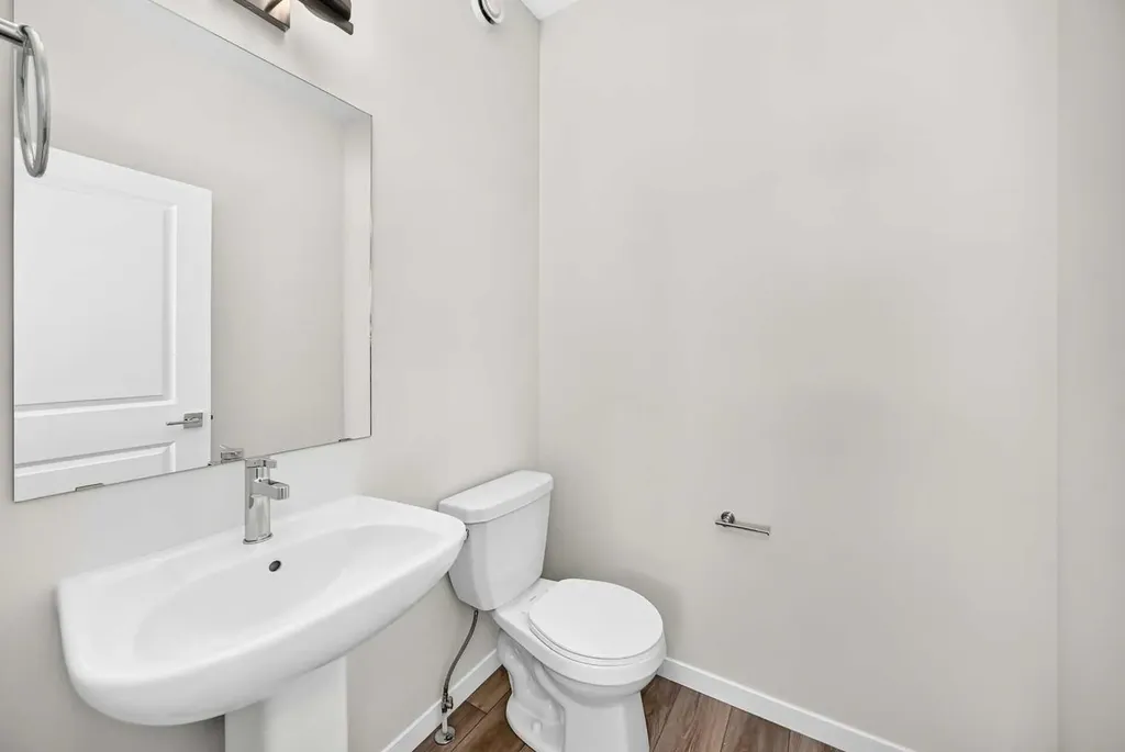 87 Bluerock Terrace SW Calgary AB T2Y 0Y3