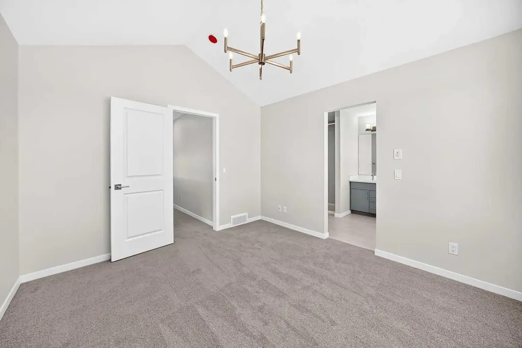 87 Bluerock Terrace SW Calgary AB T2Y 0Y3