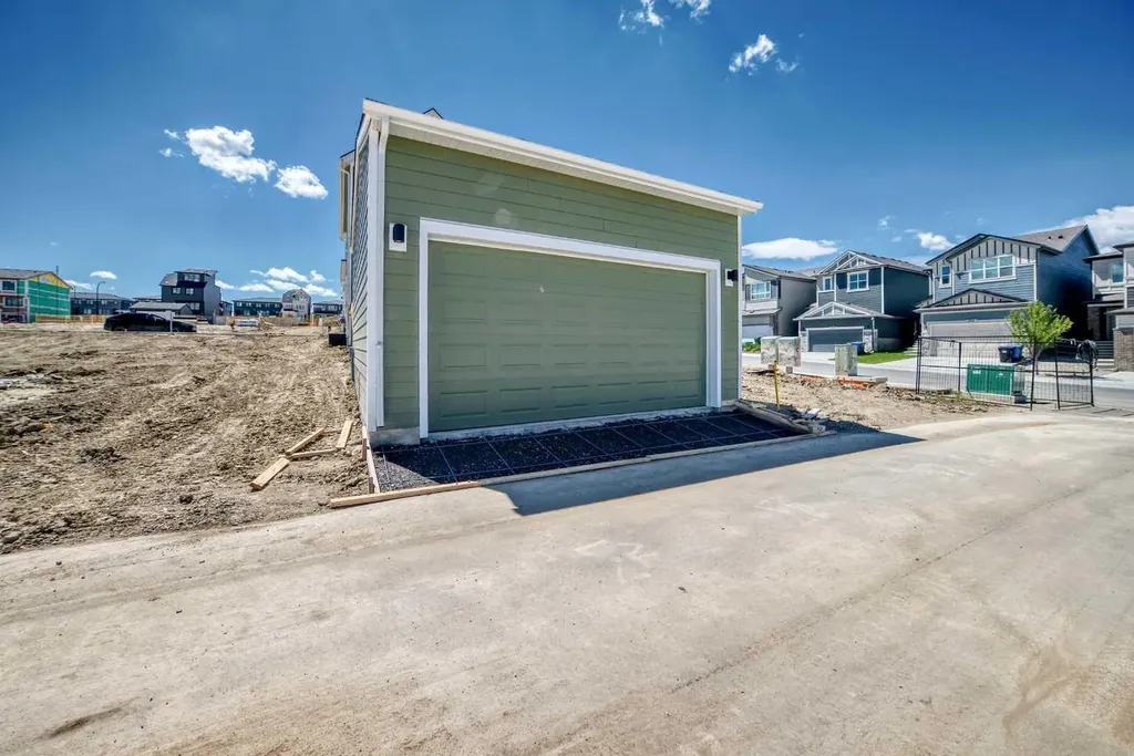 87 Bluerock Terrace SW Calgary AB T2Y 0Y3