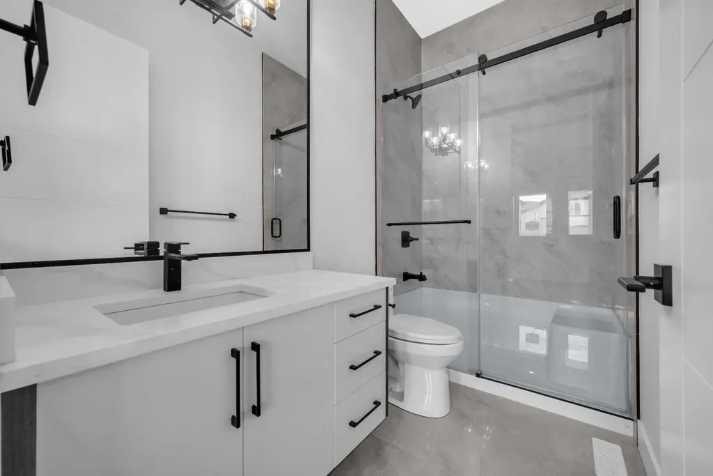 203 Kinniburgh Place Chestermere AB T1X 1Y1