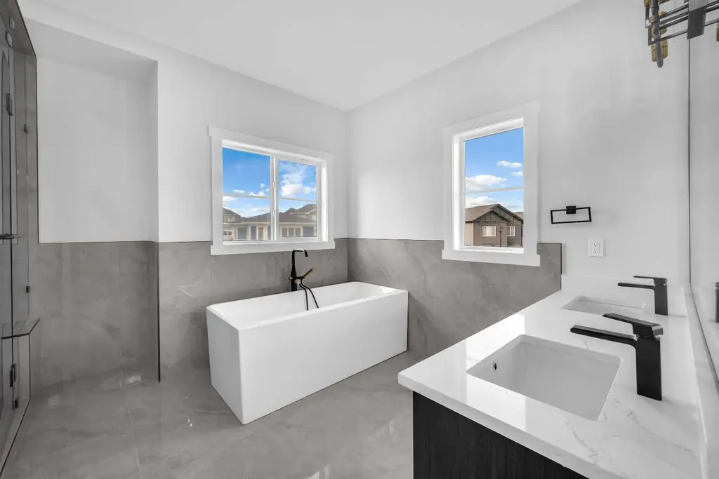 203 Kinniburgh Place Chestermere AB T1X 1Y1