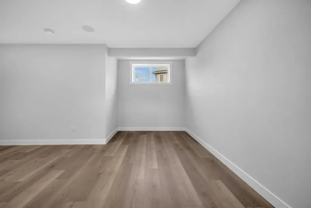 203 Kinniburgh Place Chestermere AB T1X 1Y1