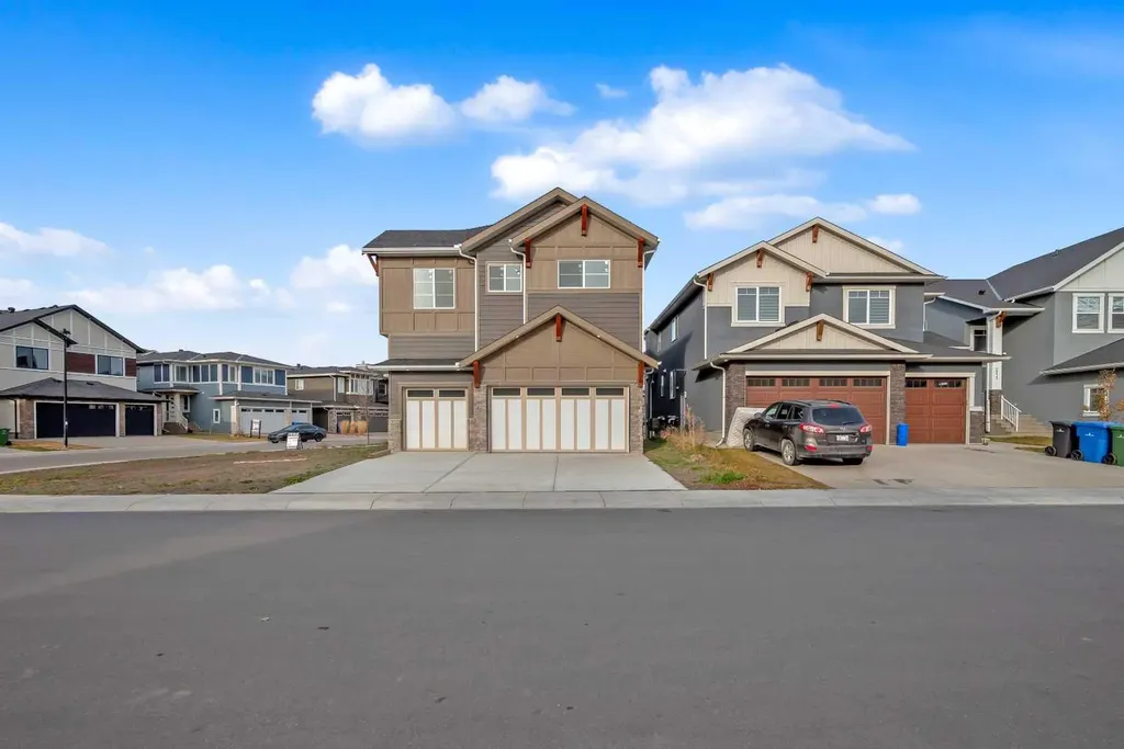 203 Kinniburgh Place Chestermere AB T1X 1Y1