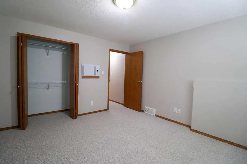 210 Chilcotin Road W Lethbridge AB T1K7N1